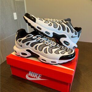 Nike Air Max Plus Drift